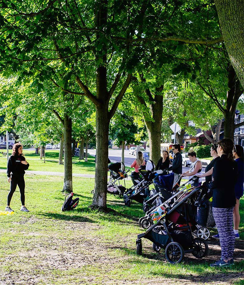 Stroller Strong Outdoor session Jessica Sennet Mighty Mom Prenatal Postpartum Mom & Baby Fitness Programs Toronto Ontario Online Fitness for Mothers Women